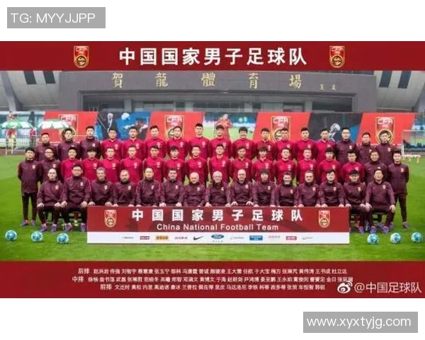 今晚中国队迎战劲敌期待精彩足球赛事展现团队精神与拼搏意志